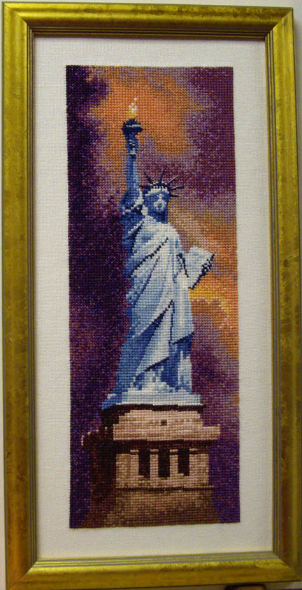 SHOP MODEL-INTERNATIONALS - STATUE OF LIBERTY